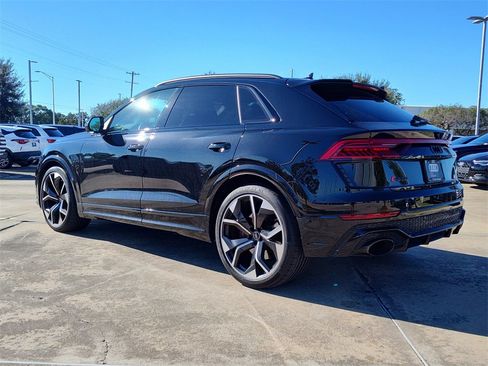 Used 2024 Audi RS Q8 4.0T w/ Black Optic Package image 6