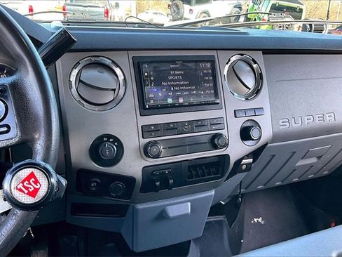 Used 2015 Ford F350 XLT w/ XLT Value Package image 9