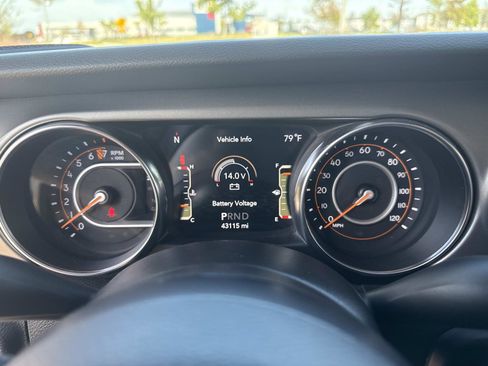 Used 2021 Jeep Wrangler Unlimited Willys image 33