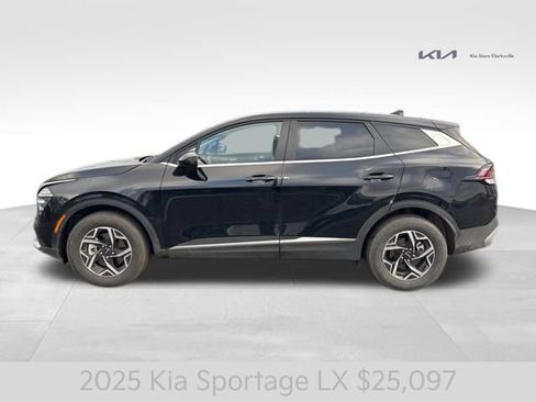 Certified 2025 Kia Sportage LX image 5