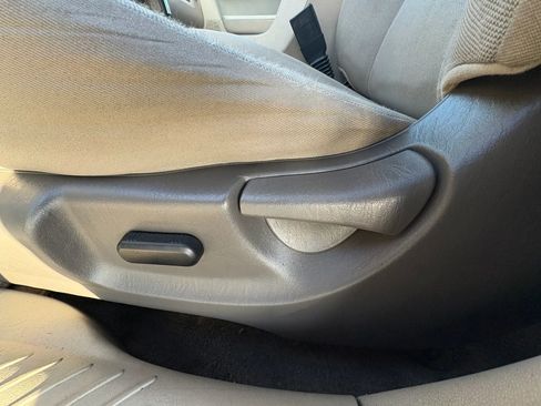 Used 2010 Ford Escape 2WD Hybrid image 13