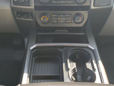 Certified 2019 Ford F250 XLT w/ XLT Premium Package image 20