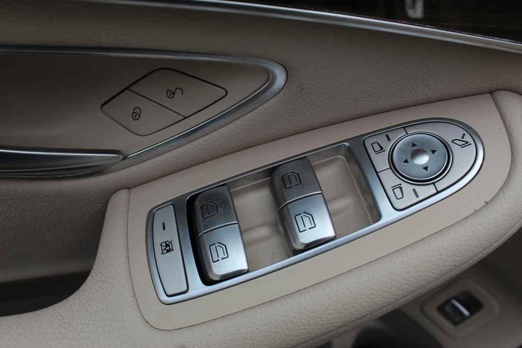 Used 2016 Mercedes-Benz GLC 300 4MATIC image 13