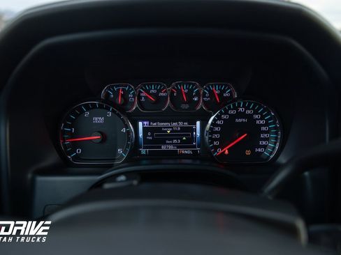 Used 2018 GMC Sierra 2500 SLT w/ Duramax Plus Package image 31