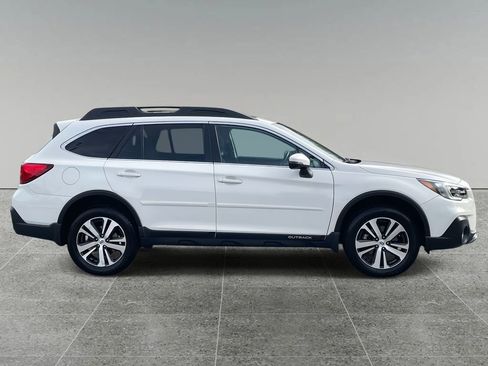 Used 2019 Subaru Outback 3.6R Limited w/ Popular Package #2 image 6