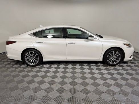 Used 2020 Lexus ES 350 w/ Premium Package FWD image 7