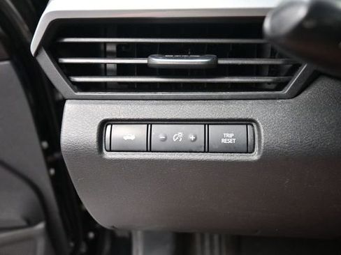 Used 2025 Nissan Altima 2.5 SV FWD image 26