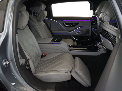 Used 2024 Mercedes-Benz Maybach S 580 4MATIC image 21