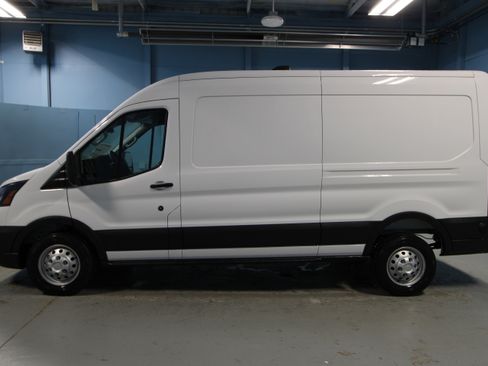 New 2026 Ford Transit 350 148 Medium Roof image 21