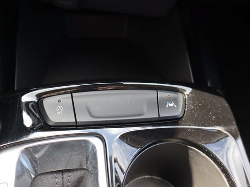 Used 2024 Chevrolet Trax ACTIV w/ Driver Confidence Package FWD image 9