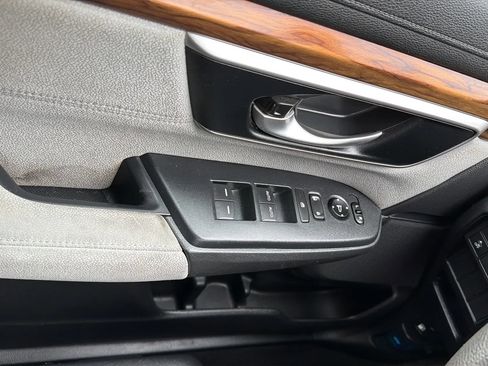 Used 2018 Honda CR-V EX image 22