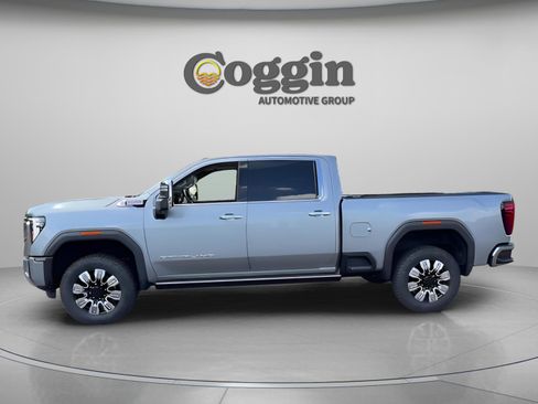 Certified 2024 GMC Sierra 2500 Denali w/ Denali Reserve Package image 5