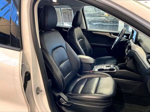 Used 2022 Ford Escape SEL AWD/4WD image 11