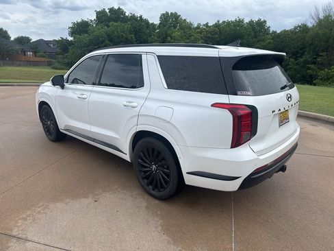 Used 2025 Hyundai Palisade Calligraphy AWD/4WD image 3