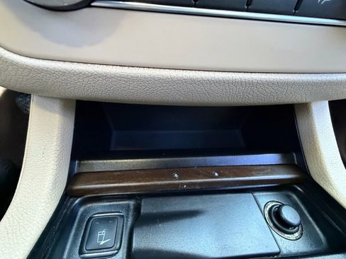 Used 2017 Mercedes-Benz GLE 350 4MATIC w/ Premium 2 Package image 25