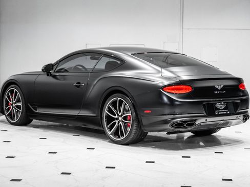 Used 2020 Bentley Continental GT image 3