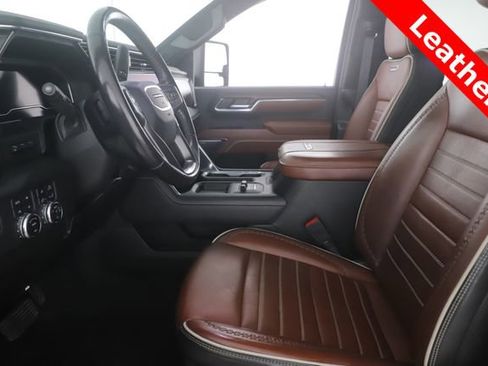 Used 2024 GMC Sierra 2500 Denali Ultimate AWD/4WD image 17