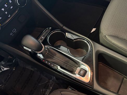 Used 2025 Buick Encore GX Preferred image 40