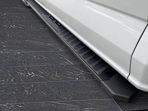 Certified 2023 Ford F150 Lariat image 50