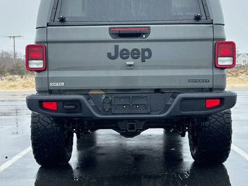 Used 2020 Jeep Gladiator Sport w/ Quick Order Package 24S image 5