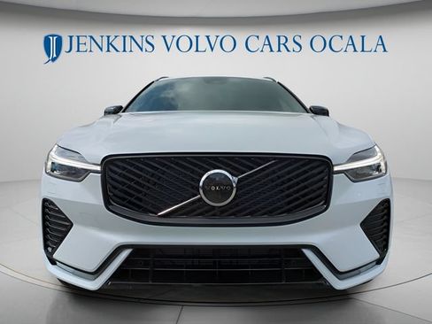 New 2026 Volvo XC60 B5 Core w/ Climate Package AWD/4WD image 9