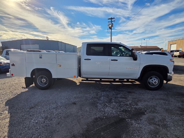 Used 2023 Chevrolet Silverado 3500 W/T w/ WT Convenience Package AWD/4WD image 2