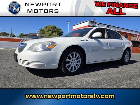 Used 2009 Buick Lucerne CXL image 1