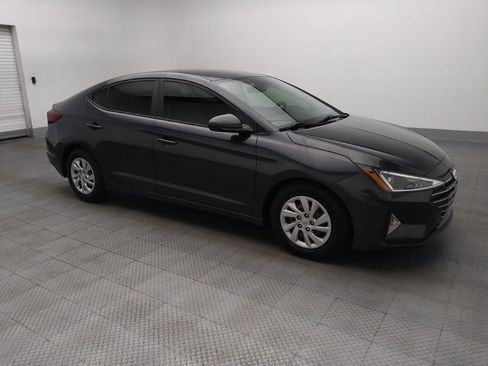 Used 2020 Hyundai Elantra SE w/ Cargo Package (C1) FWD image 11