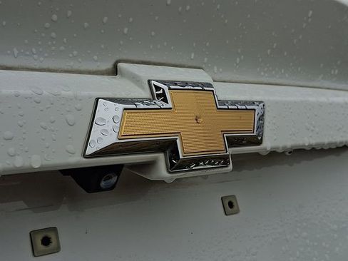 Used 2018 Chevrolet Sonic LS image 9