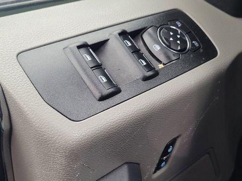 Used 2017 Ford F150 XLT RWD image 27