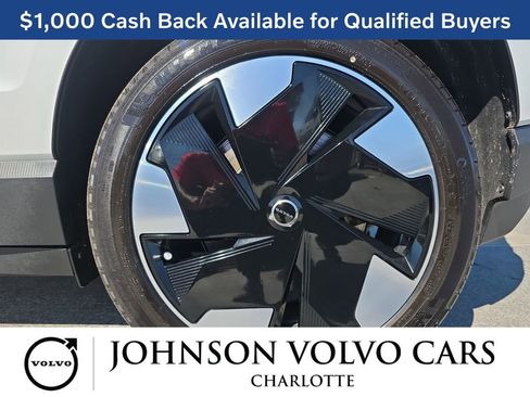 New 2025 Volvo EX30 Plus w/ Protection Package Premier AWD/4WD image 35