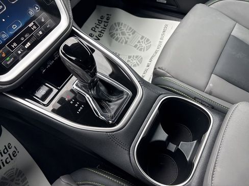 Certified 2025 Subaru Outback Onyx Edition image 18