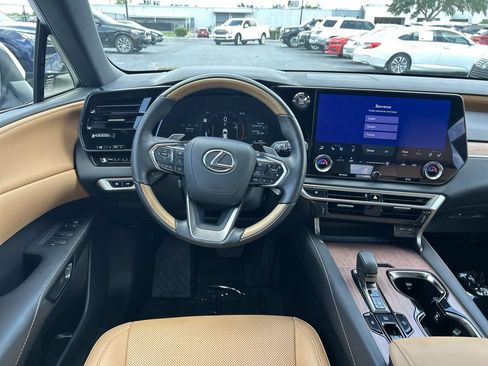 Used 2025 Lexus RX 350 Premium w/ Accessory Package (Z1) FWD image 21