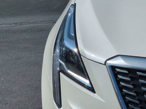 Used 2021 Cadillac XT5 Premium Luxury image 10