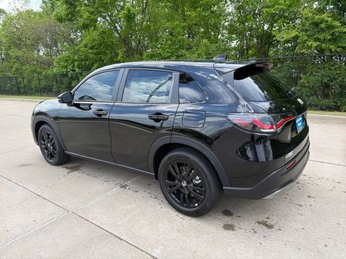 New 2026 Honda HR-V Sport image 3