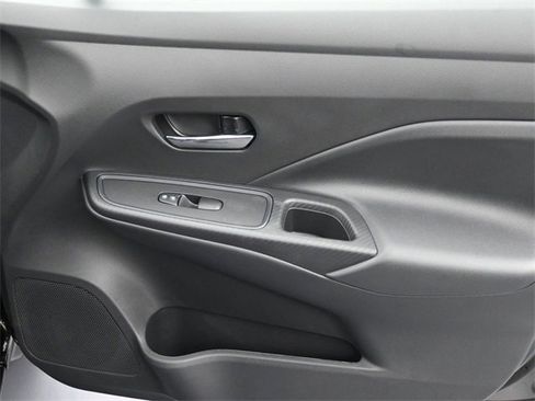 New 2025 Nissan Versa SV w/ Trunk Package image 31