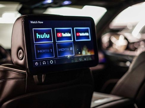 Certified 2024 Cadillac Escalade Sport Platinum w/ LPO, ONYX Package image 24