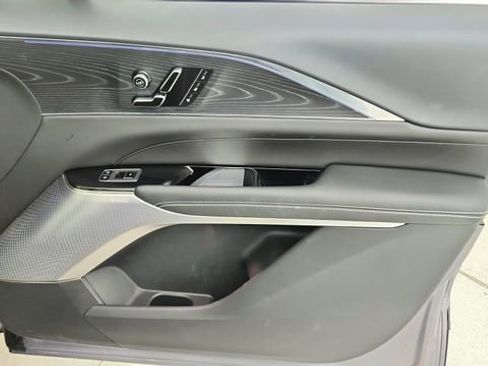 Used 2024 Cadillac Lyriq Sport image 25