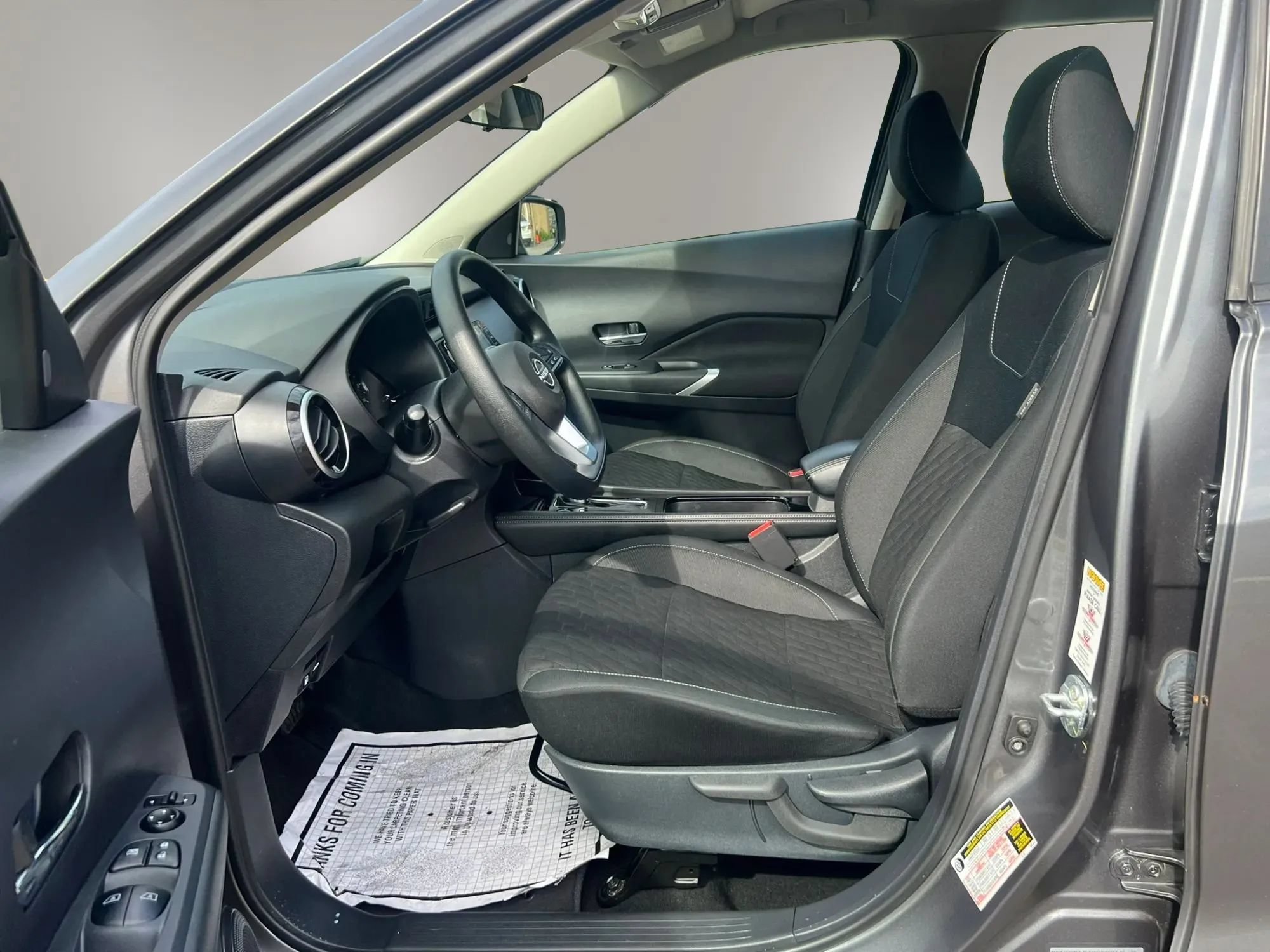 Used 2024 Nissan Kicks SV w/ Exterior Package FWD image 27