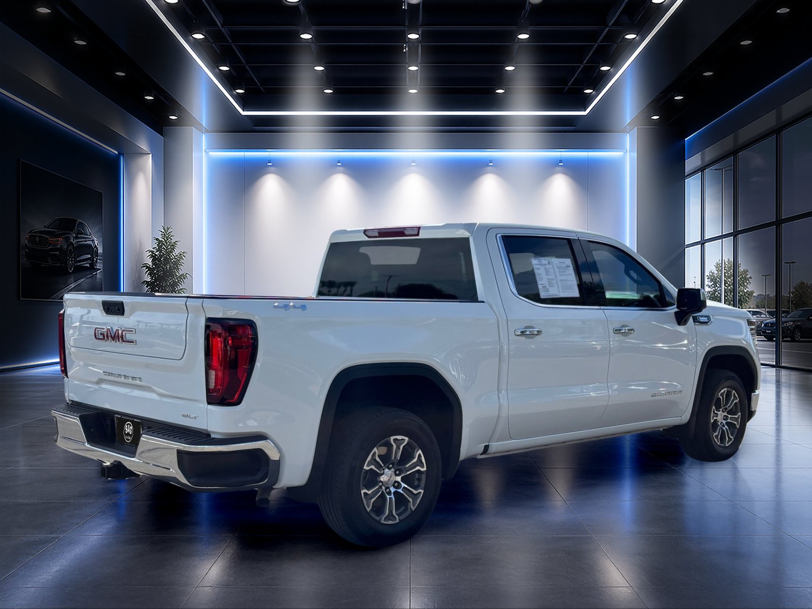 Used 2026 GMC Sierra 1500 SLT AWD/4WD image 4