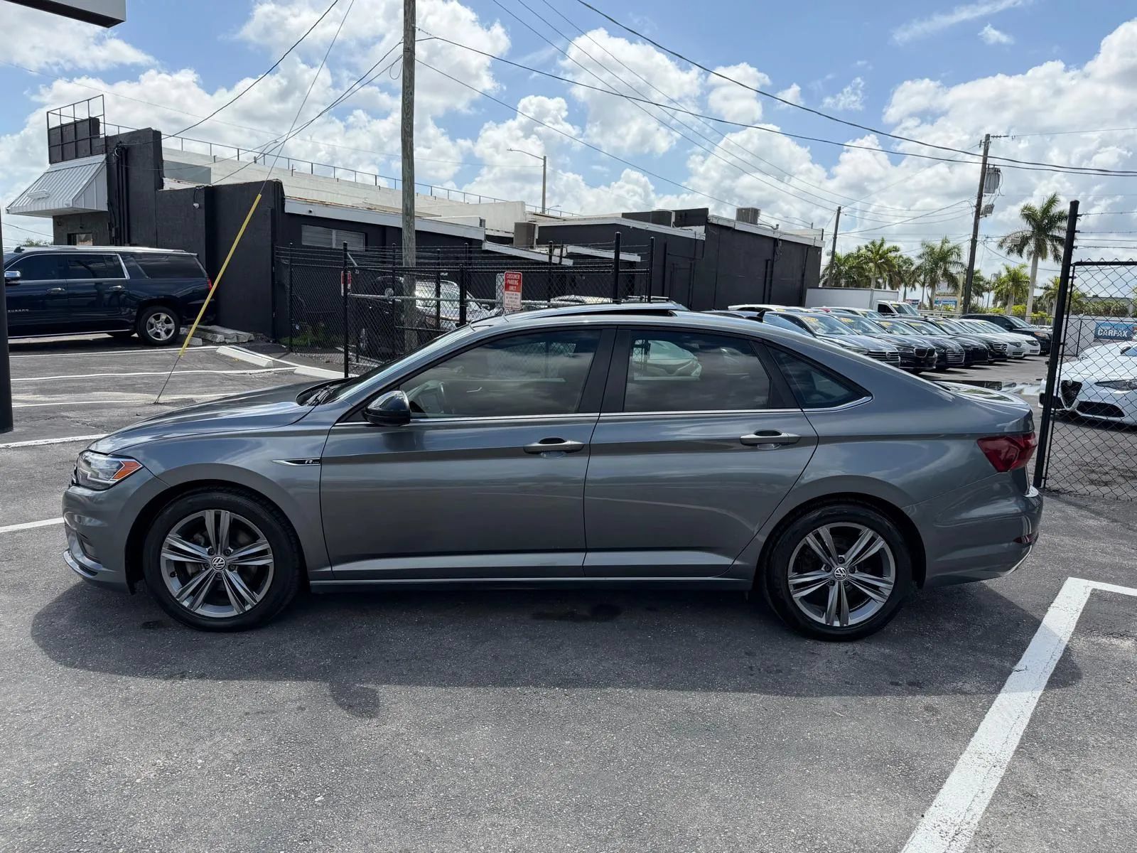 Used 2020 Volkswagen Jetta R-Line w/ R-Line Cold Weather Package FWD image 8