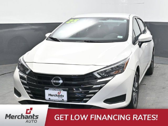 Used 2025 Nissan Versa SV FWD image 2