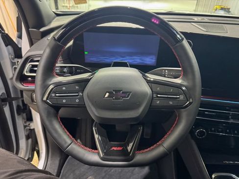 Used 2026 Chevrolet Traverse RS AWD/4WD image 15