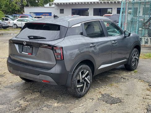 New 2026 Nissan Kicks SV image 7