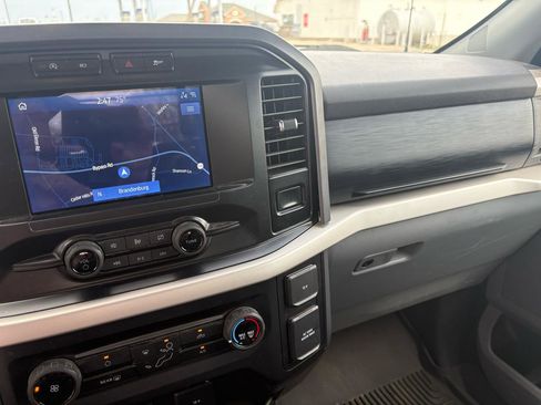 Used 2021 Ford F150 XLT w/ Trailer Tow Package image 25