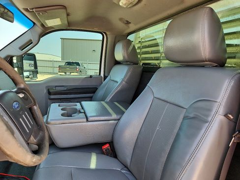 Used 2013 Ford F250 XL RWD image 12