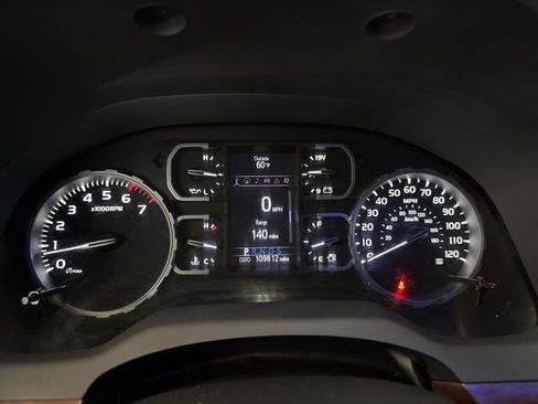 Used 2019 Toyota Tundra Limited w/ Limited Premium Package AWD/4WD image 14