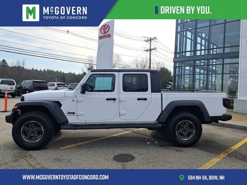 Used 2020 Jeep Gladiator Sport w/ Quick Order Package 24S AWD/4WD image 2