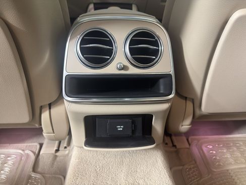 Used 2014 Mercedes-Benz S 550 Sedan image 35
