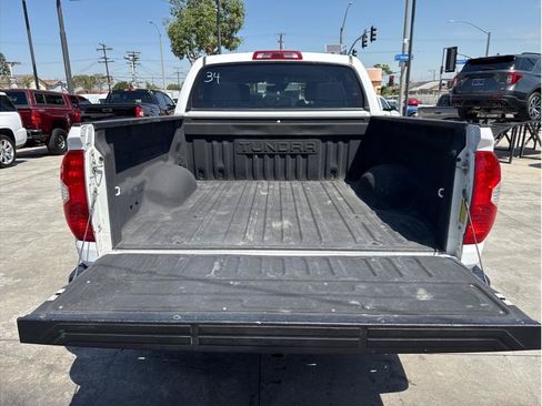 Used 2018 Toyota Tundra SR5 w/ TRD Sport Package AWD/4WD image 20
